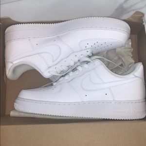 Air Force 1 ‘07! Size 10 Women/8.5 Men